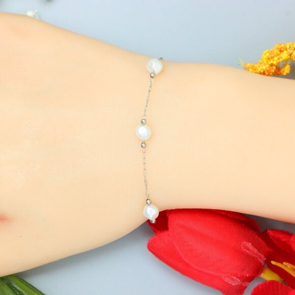 "Elegant & Trendy Bracelet, A Perfect Gift for Women, Thoughtful, EVCH1158 - Picture 7 of 9